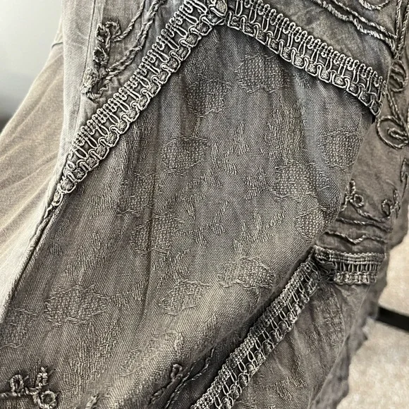 Elegant 🌞 SAKKS gray Lace-Trimmed sundress - Picture 9 of 12